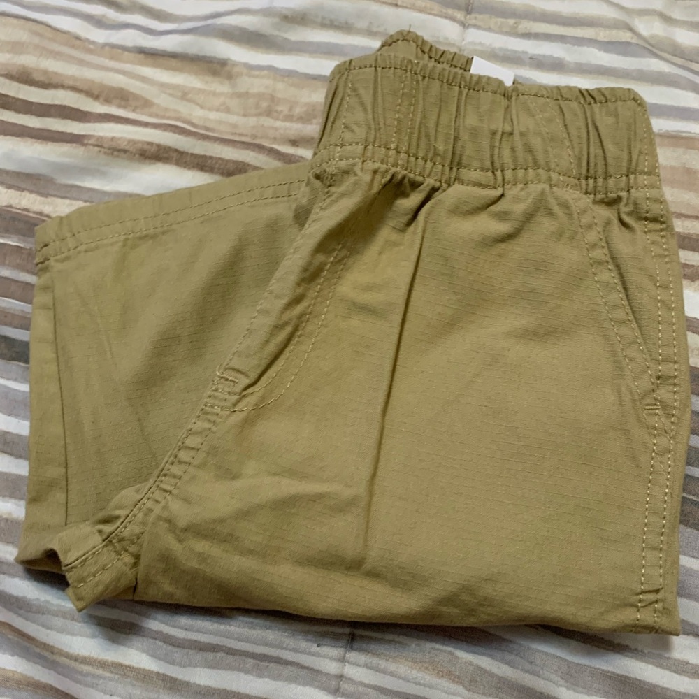 Tan pants for boys size {5}